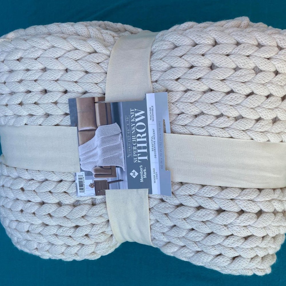 Members Mark Oversized Super Chunky Nit Throw